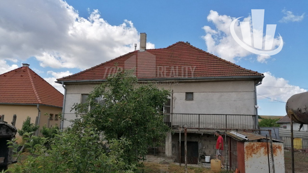 Predáme 5izb.RD v obci Šalgočka