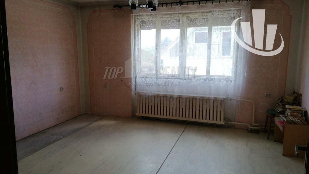 Predáme 5izb.RD v obci Šalgočka