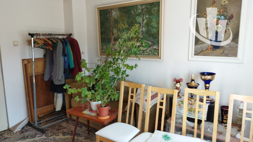 Predáme dvojgeneračný RD v obci Šoporňa