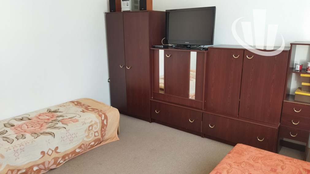 Predáme 7 izbový rodinný dom v obci Šoporňa,