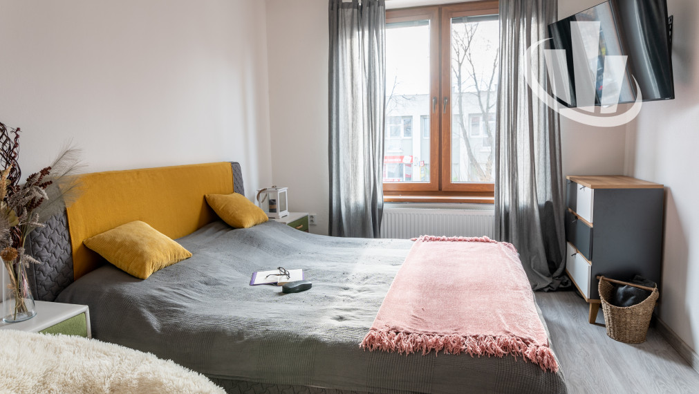 Predáme nadštandarný luxusne zariadený 3izbový byt