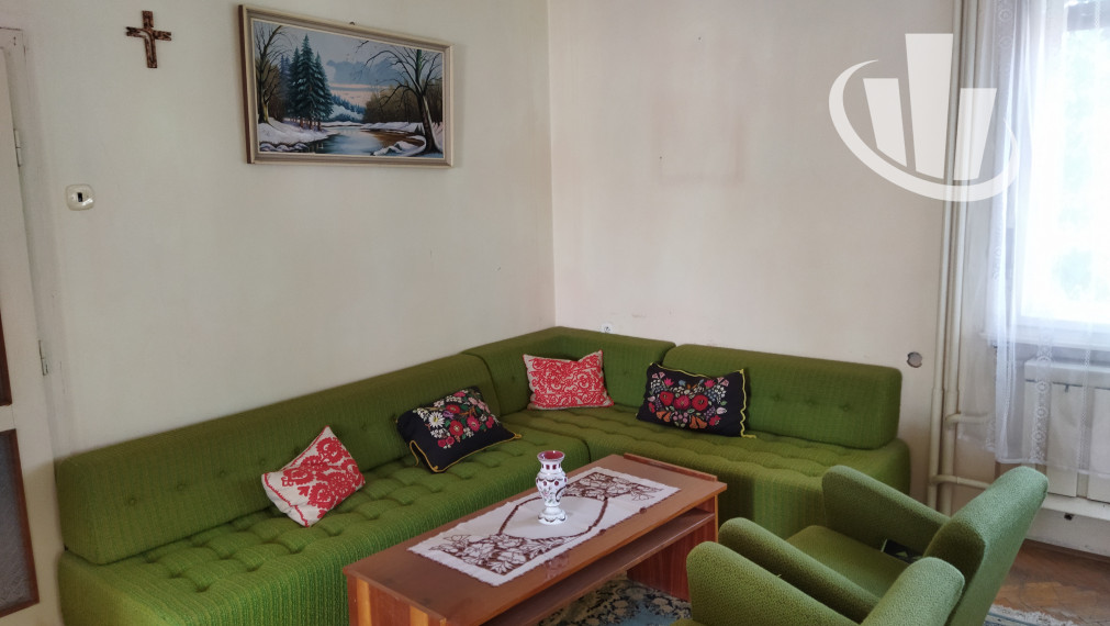 Predáme dvojgeneračný RD v obci Dlhá nad Váhom