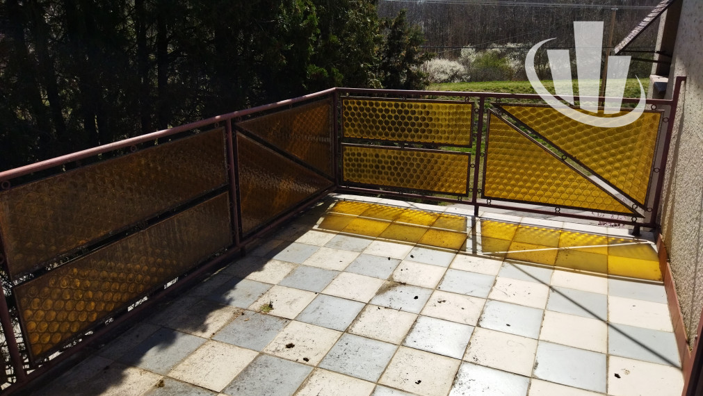 Predáme dvojgeneračný RD v obci Dlhá nad Váhom