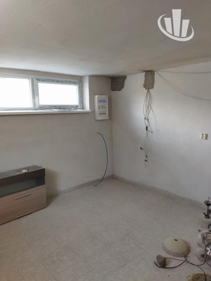 Výrazne znížená cena!Predáme dvojgeneračný rodinný dom