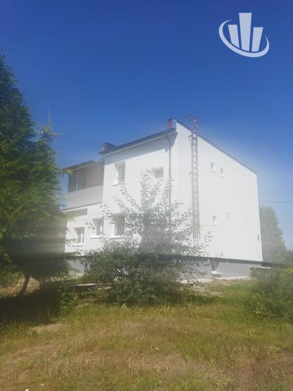 Výrazne znížená cena!Predáme dvojgeneračný rodinný dom