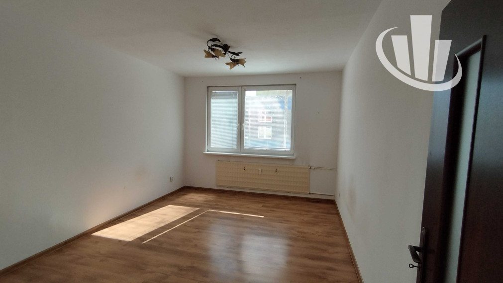 Predáme 3izbový byt v Topolčanoch