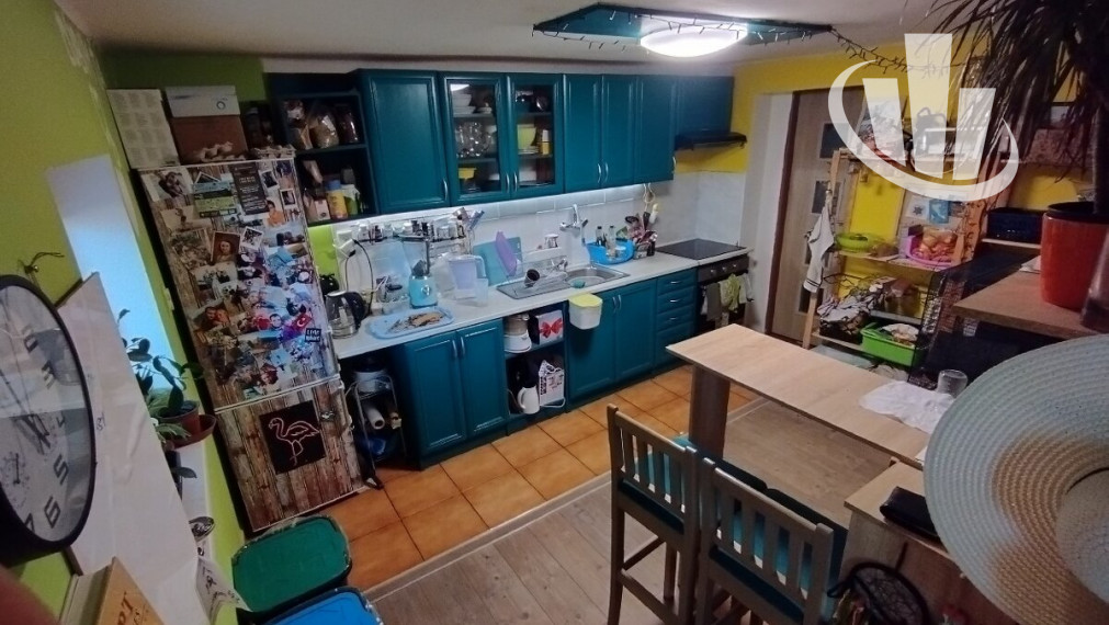 Predáme 2izbový RD v obci Šoporňa.