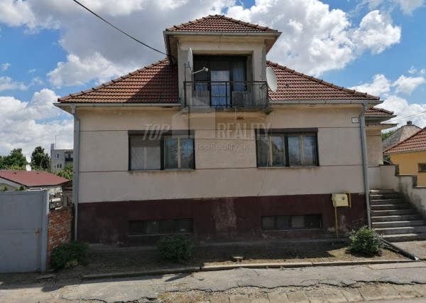 Predáme 5izb.RD v obci Šalgočka
