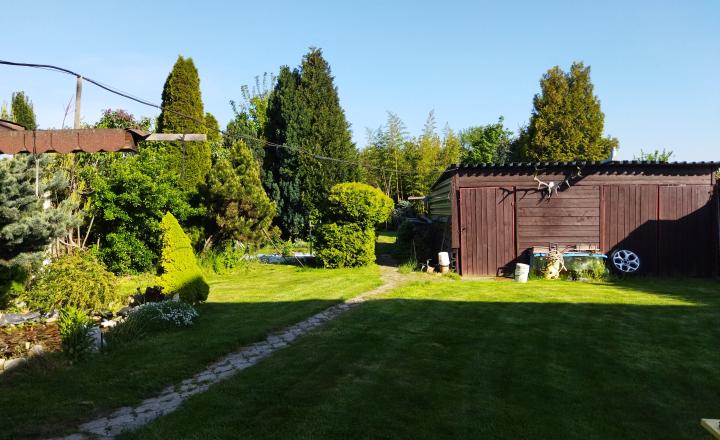 Predáme dvojgeneračný RD v obci Šoporňa - fotografia 17