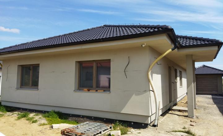 Predáme novostavbu 4izb.RD v obci Šoporňa - fotografia 1