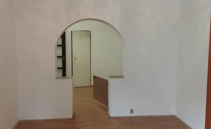Predáme Rodinný dom - fotografia 16