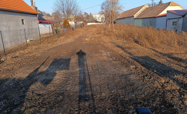 Predám stavebný pozemok obci Šoporňa - fotografia 6